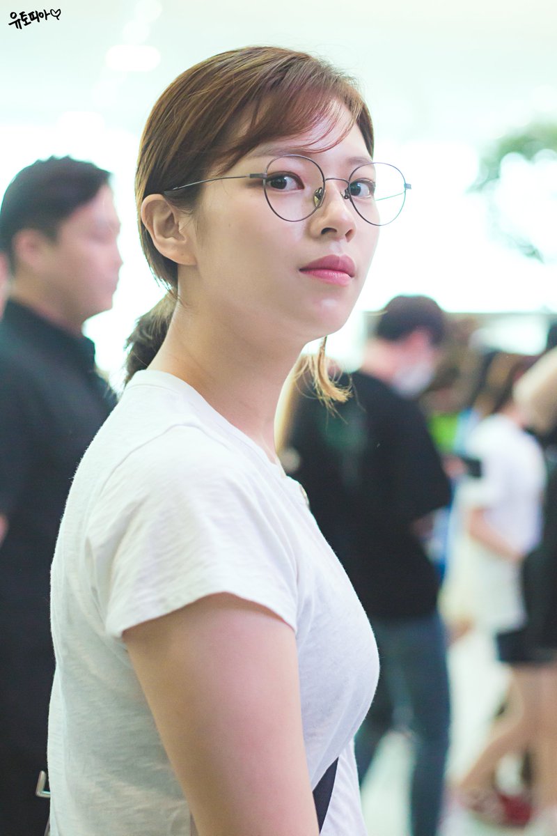 J_YuToPia's tweet photo. 190715 [2P]
정누 올만😉 잘 지내~♡

#트와이스 #TWICE #トゥワイス @JYPETWICE
#정연 #JEONGYEON #ジョンヨン #定延 https://t.co/le3CbSncnk