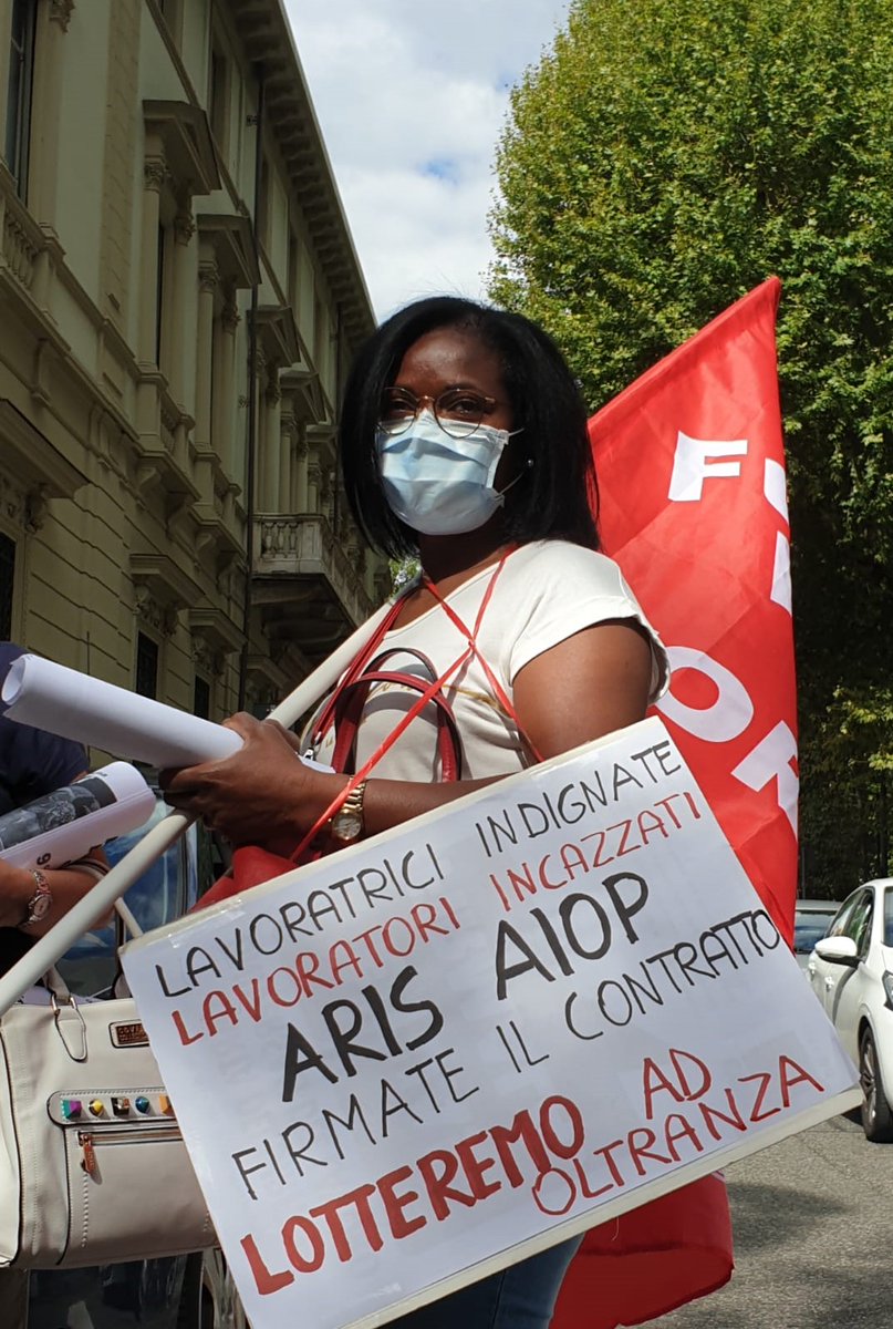FPCGILTorino's tweet photo. #cisiamo #ContrattoSubito #quellidelnonogirone #padronipredoni #senzavergogna #SanitàPrivata #cgilcisluil @FpCgilNazionale @TorinoCgil 
#Fornaca Secondo presidio di oggi per il #rinnovo #Ccnl tradito da #Aris e #Aiop https://t.co/WeqcmJ9cuf