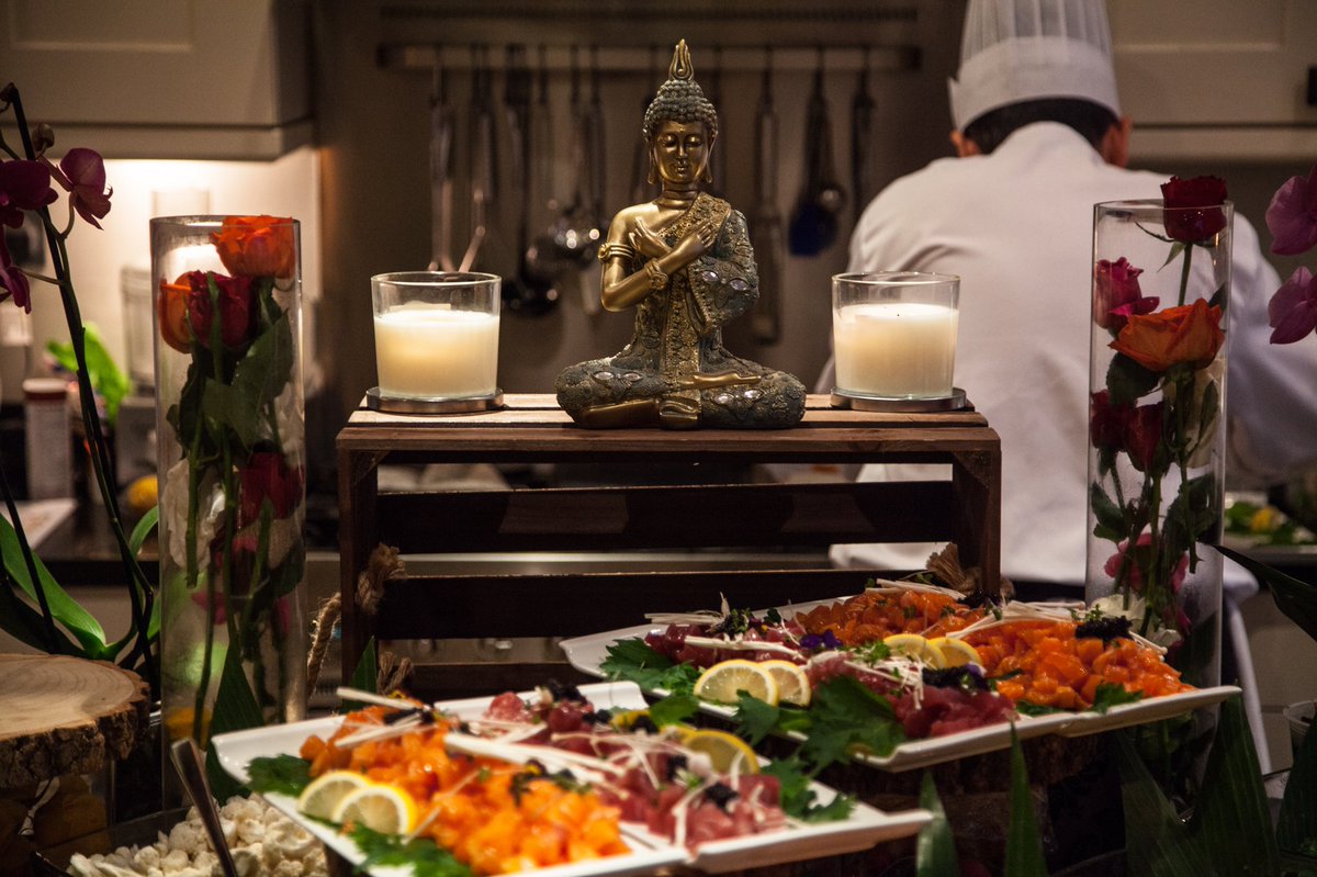 MarthelisC's tweet photo. Beautiful poke bar #poke #Catering #London #events #sushibar #cateringlondon https://t.co/zdpz8dhzK3