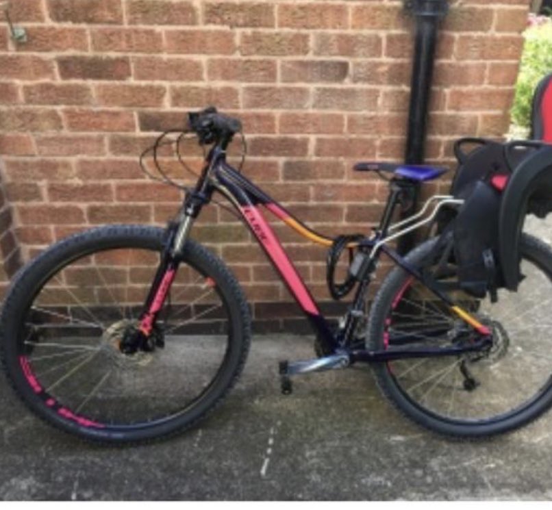 Bike stolen from Elms Park Ruddington last night around 23:30. Photo shown below (child seat wasn’t attached). Please keep an eye out <a href="/RUDDINGTON_info/">Ruddington Village</a> <a href="/RuddingtonMums/">Ruddington Mums</a> #Ruddington <a href="/RushcliffeCops/">Rushcliffe Cops</a> #Nottingham #Clifton #Wilford #westbridgford #Bradmore #Bunny Please retweet.
