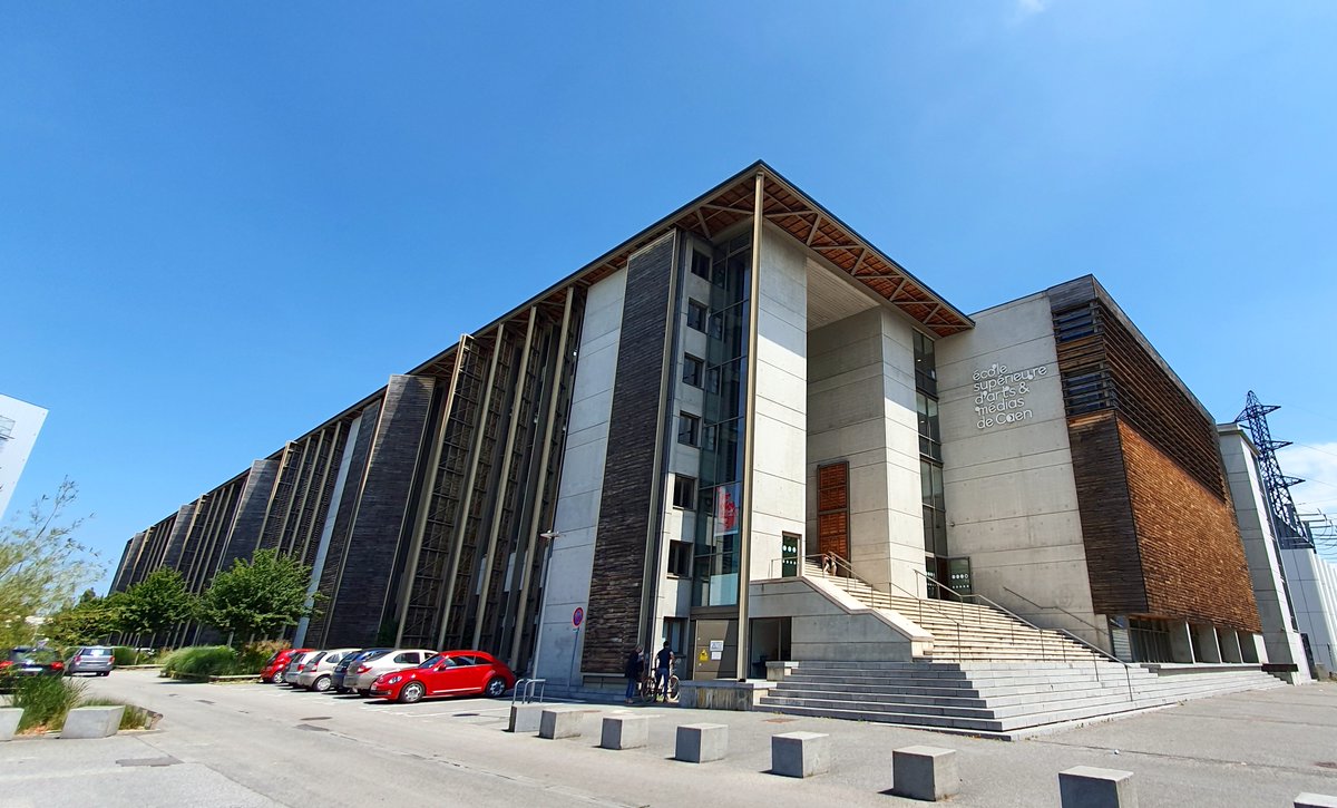 #RentreeScolaire 
ERRATUM
RDV pour nos élèves et étudiant.e.s :

- 01/09 pour la classe prépa
- 10/09 pour les 1ère année
- 11/09 pour les 2e, 3e, 4e et 5e année
- 21/09 pour les Ateliers Grand public

Hâte de vous (re)voir ! 😃