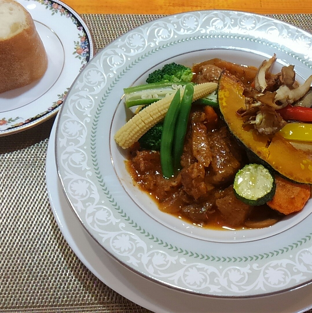 Kamonかしわインフォメーションセンター 柏 でランチしよう 8月5日にオープンした ありすの食卓 さんで一人フレンチしました この日のメニューはカヴァルマというブルガリア風の煮込み料理のコース シェフ曰く 気軽に入れるフレンチにしたい Kamonかしわインフォメーションセンター 柏 でランチしよう 8月5日にオープンした ありすの食卓 さんで一人フレンチしました この日のメニューはカヴァルマというブルガリア風の煮込み料理のコース シェフ曰く 気軽に入れるフレンチにしたい