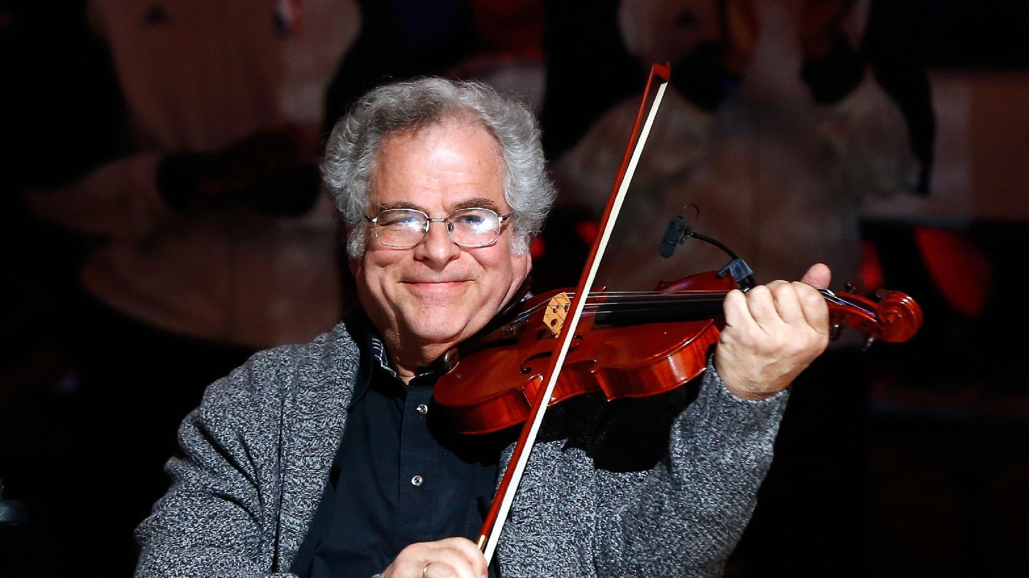 Happy 75th Birthday to the legendary Itzhak Perlman! 

Born on this day in 1945. 