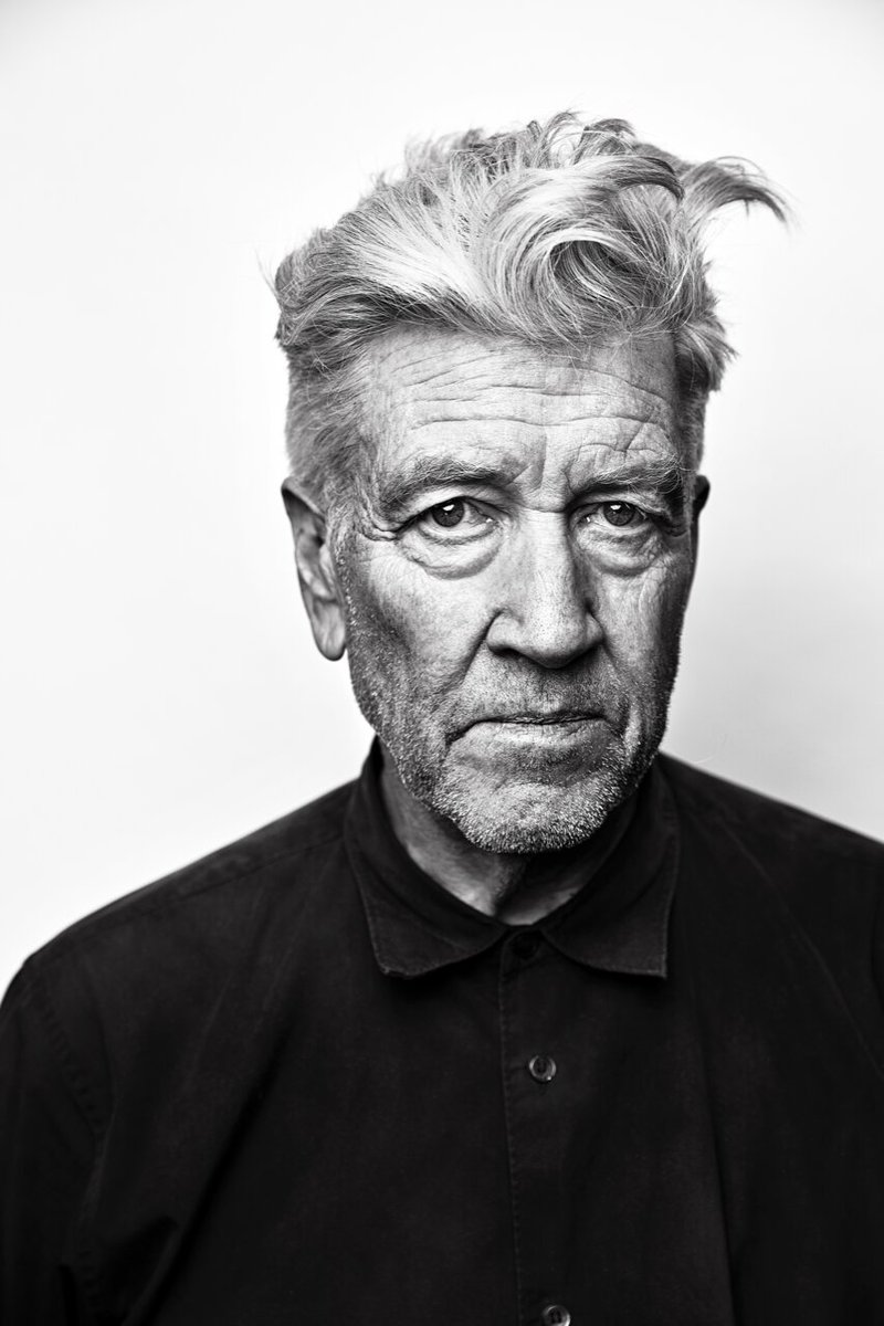 sitgesfestival's tweet photo. Artista total, con múltiples facetas dentro del mundo del cine y en otras artes como la pintura, la música, el diseño o la publicidad. David Lynch recibirá el Gran Premio Honorífico de #Sitges2020 y EL HOMBRE ELEFANTE (1980) clausurará el Festival. https://t.co/kjXuws0JrD