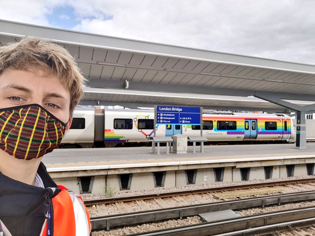 35mmags's tweet image. My baby!!!!!!! 700155 #Trainbow #Class700 @TLRailUK