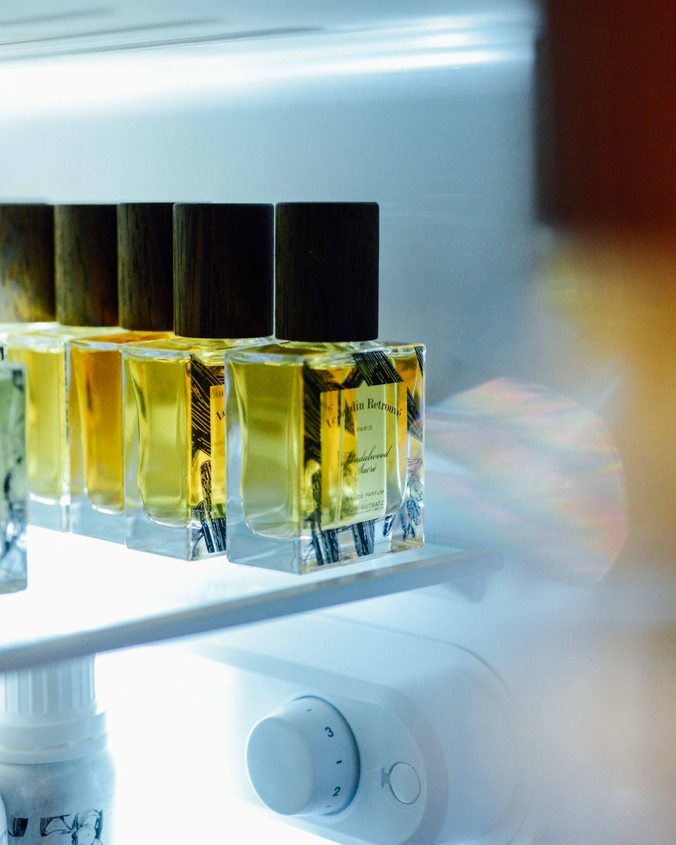JardinRetrouve's tweet photo. LJR Little Tips: Over on Instagram, we're talking perfume storage and why the fridge is your friend but the bathroom is not. https://t.co/7TycNuiNy4 #littletips #fragrance #niche #lejardinretrouve #Paris #howto #lifehacks #toptips #Parfum #yurigutsatz #FAQ https://t.co/B8dItF7N0e