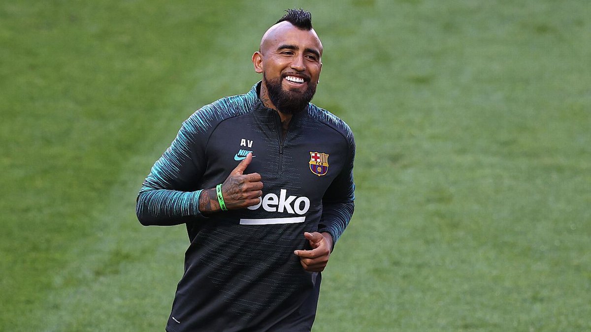 Vidal blasts Barcelona management on and off pitch, hints at Serie A... #CrystalPalace fanly.link/f1b38def7c