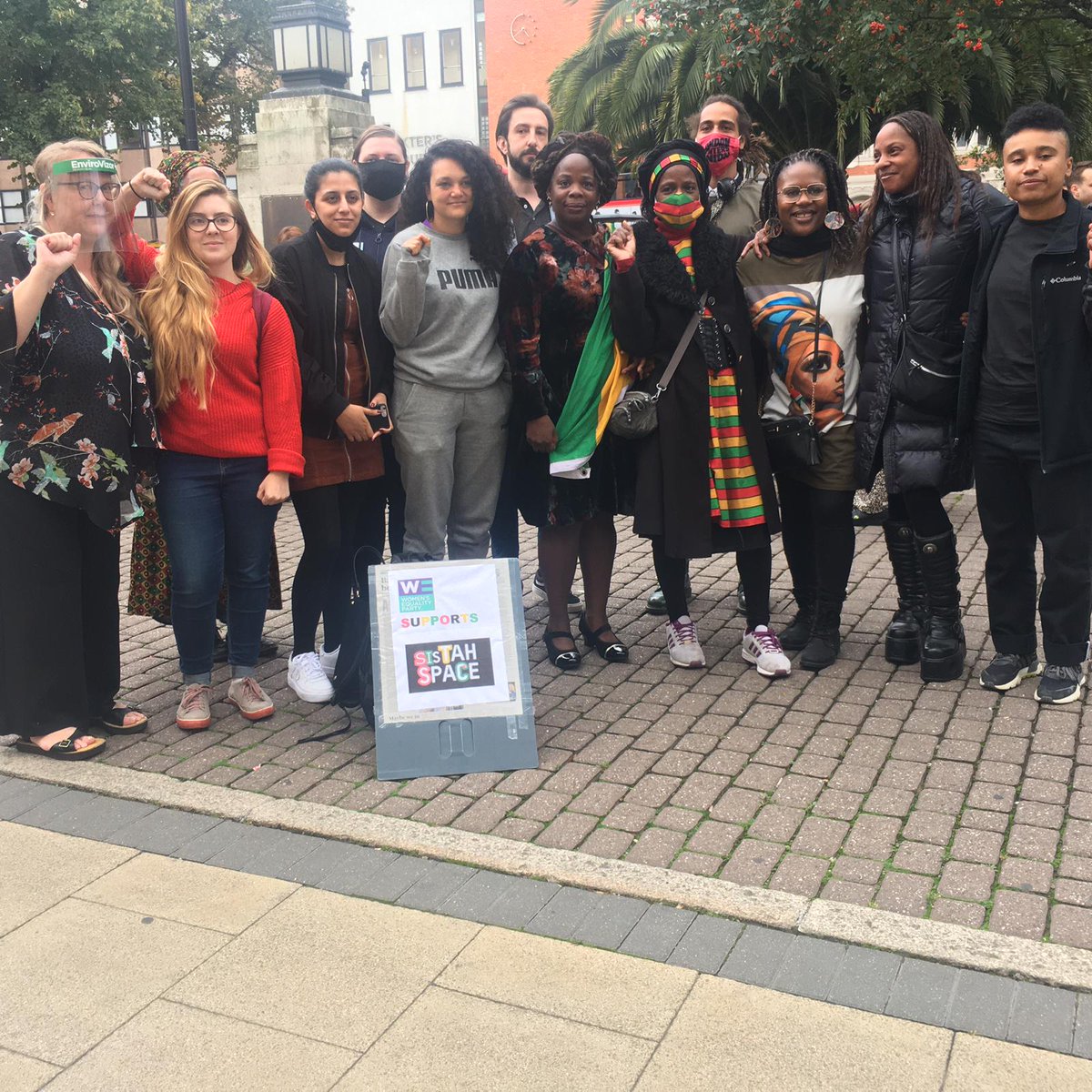 hackneygreens's tweet photo. The #Hackney Community came out in force today, united with one goal: To #SaveSistahSpace💚

Together with @WomenHackney &amp; @HackneyLibDems, we will continue to put pressure on the the council until they commit to protecting this incredibly vital service ✊
https://t.co/s9MgYkvtoB https://t.co/ls9Fs7wWQ4