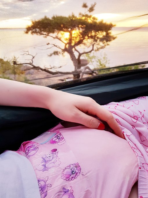 Is there anything better than a morning in a hammock with a perfect view? #abdl #ageplay https://t.c<a href="/tag/ageplay"class="tags"><span>#ageplay</span></a><a href="/tag/abdl"class="tags"><span>#abdl</span></a>