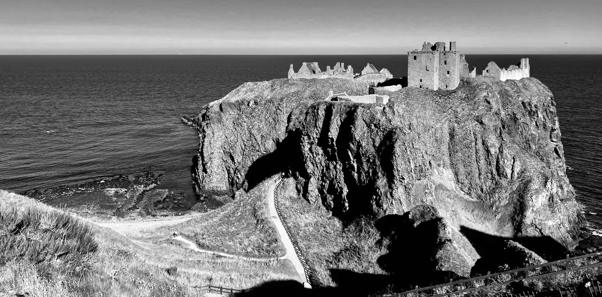 Castle on The Rocks #dunnottarcastle #dunnottar #stonehaven #scotland #castlesofscotland #photography #monochrome