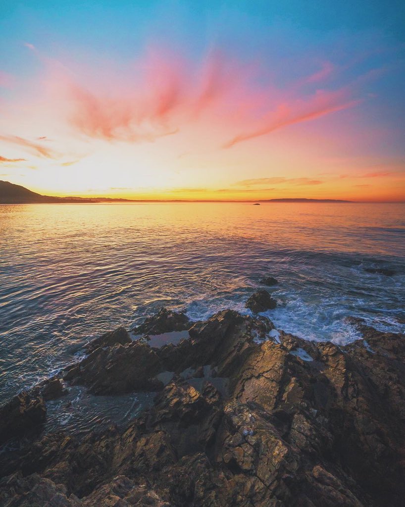 ☀️ There is no denying the beauty of #AvilaBeach! 

Photo: @lifewithkahlil 
.
#California #CentralCoast #SLOCounty #pacificocean