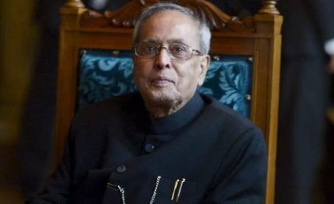 sonali_koyal's tweet photo. Extremely saddened to hear about the demise of former President and Bharat Ratna Shri Pranab Mukherjee🙏
RIP sir https://t.co/yEyLaZMAiR