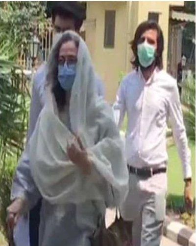 AHMEDfarfront's tweet image. No , inside of Maman John&apos;s !
#wealthproject