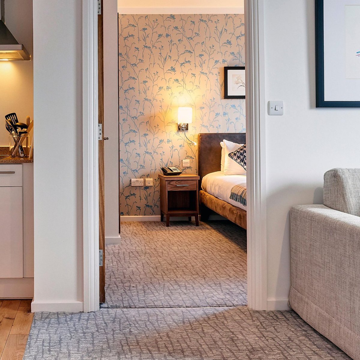 Along with the original Connect Naturals designs of #hospitality #carpets, this collection now incorporates a #basketweave #design in 5 beautifully muted shades with 4 complementary plain colourways made using #pure undyed #wools, right here in the #UK. newheycarpets.co.uk/product/quill/