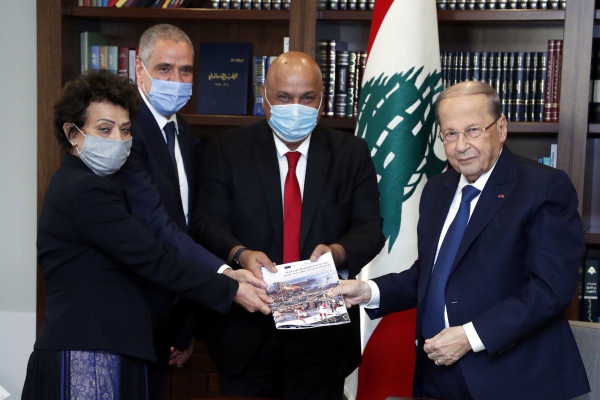 LBpresidency's tweet photo. الرئيس عون تسلم تقريراً يتعلق بتقييم الأضرار والإحتياجات الناجمة عن الإنفجار في مرفأ بيروت، من وفد البنك الدولي برئاسة المدير الإقليمي ساروج كومار جاه، وحضور سفير الاتحاد الأوروبي في لبنان رالف طراف، ونائبة المنسق الخاص للأمم المتحدة نجاة رشدي https://t.co/BsGFrUmHNI