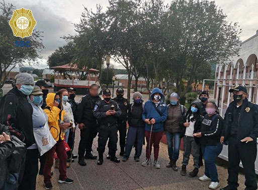 En la zona boscosa del #Ajusco, policías sectoriales y metropolitanos de la #SSC implementaron técnicas de búsqueda y localización para diez personas reportadas como extraviadas. bit.ly/20COM1775