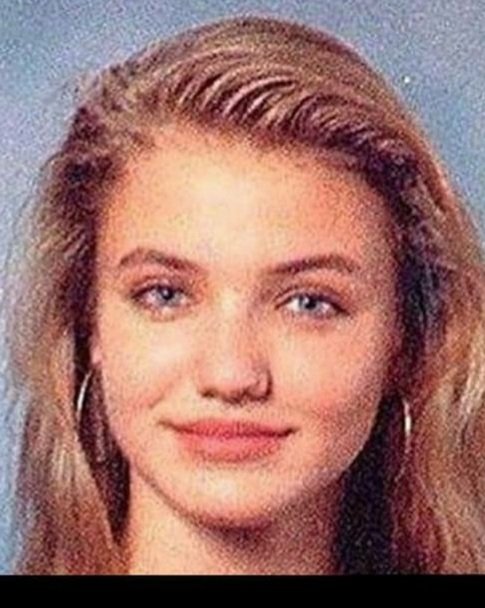 JoshuaMaunders's tweet photo. Why does cameron diaz at high school look like @LandoNorris. Pls dont tell me im the only one seein this. Hahaha #landonorris #f1meme #f1 #f1fans https://t.co/0OG7NLKj36