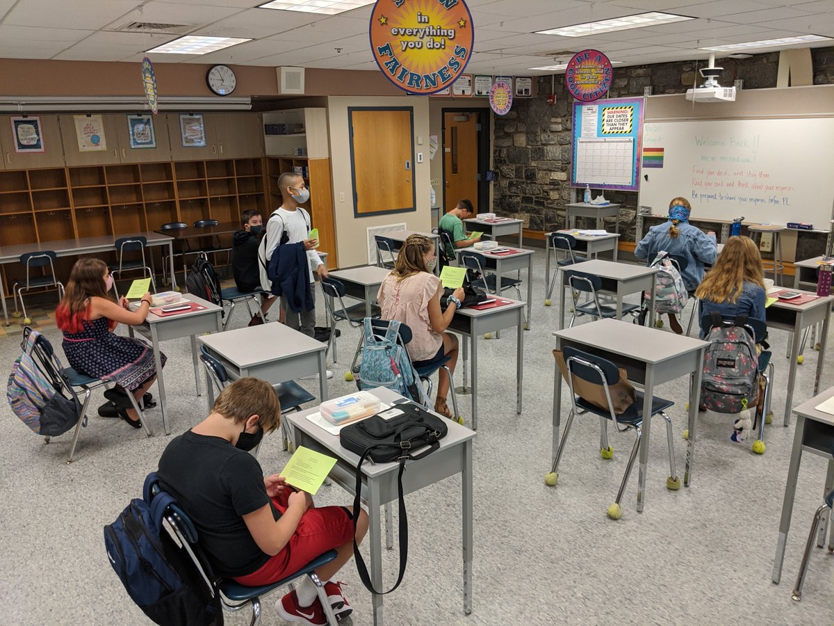 pennmanor's tweet photo. Students are back in the classrooms at Eshleman Elementary, and our nine other schools, as Penn Manor starts off the 2020-2021 year. It's great to see so many smiling facing again! #PMProud https://t.co/YPAdD4EeRM