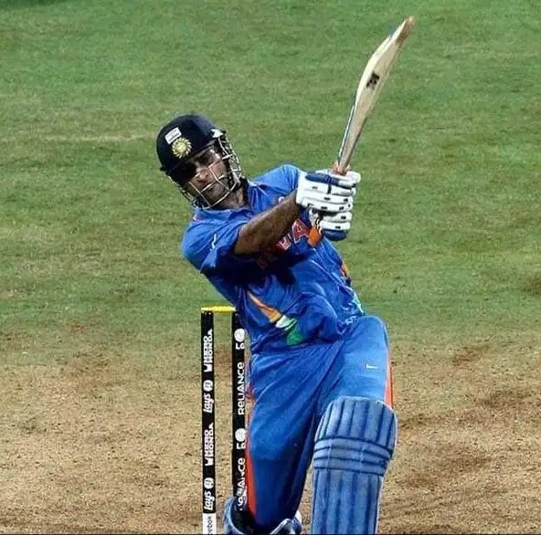 odishamsdians's tweet image. Tribute to @msdhoni sir by micro sculpture Artist @SachinSanghe 👌

#DhoniThePrideOfIndia🙏♥️🇮🇳 
#ThankYouDhoni #MSDhoni