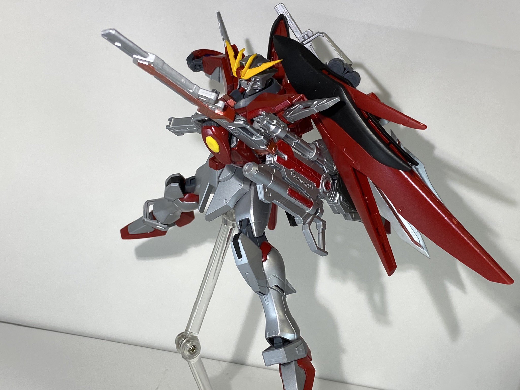 りょむラヴェン ガンダムビルドファイターズ炎に登場した デスティニーガンダム炎 Hgceの改造で完成しました ホビージャパンで見てからずっと好きだったガンダムなので完成させることができて嬉しいです T Co Mg8ajimpwe Twitter
