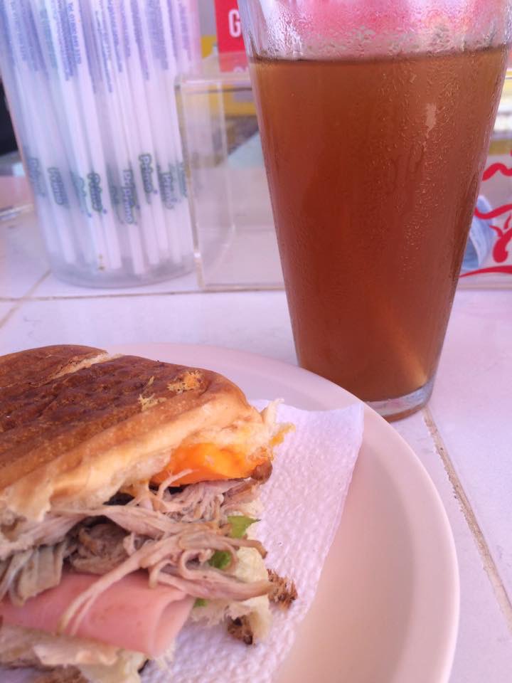FlamboMX's tweet photo. ¡Buenos días! #FlamboFan
Inicia la semana con mucho sabor...
#AlMomentoDeTuAntojo https://t.co/YTqecPbEpZ