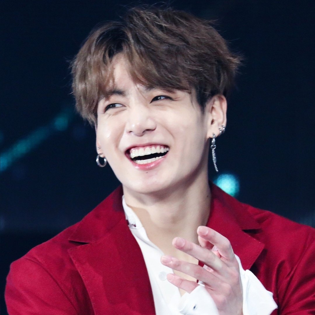 jungkook's bunny smile but as u scroll he gets older; a devastating thread  #HappyBirthdayJungkook