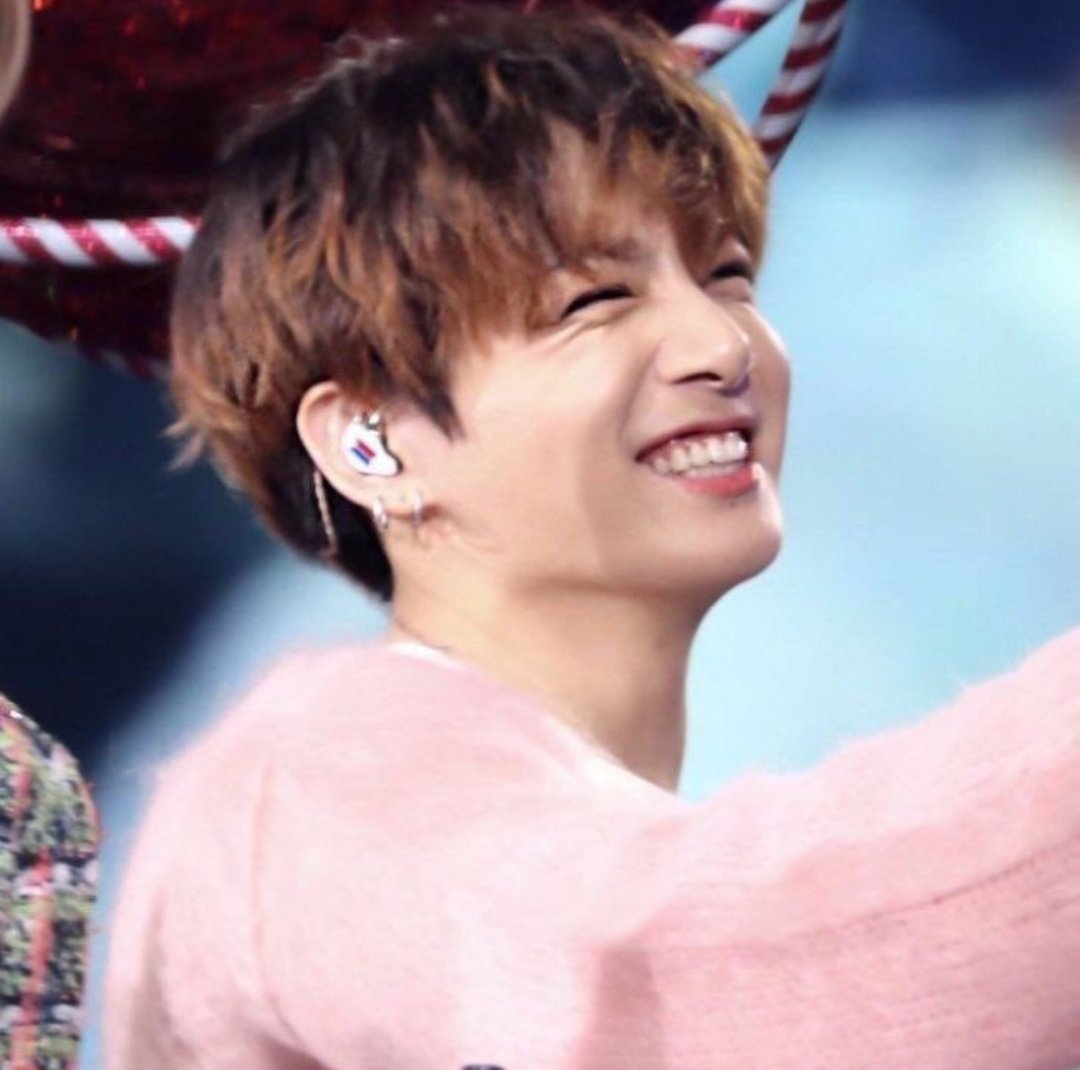 jungkook's bunny smile but as u scroll he gets older; a devastating thread  #HappyBirthdayJungkook