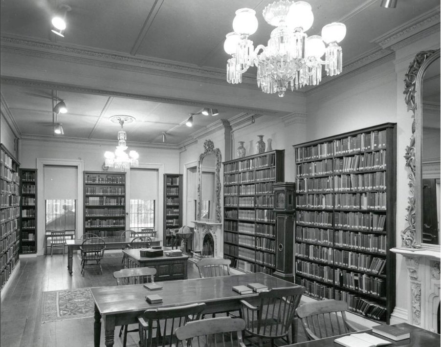 . @CityofSalemMA is too dependent on  @DestSalem  #HauntedHappenings.  #SalemMA could be a year-round destination if  @peabodyessex  @PEMLibrary returned home & city supported the many diverse, unique interests that created the Phillips Library in the 1st place