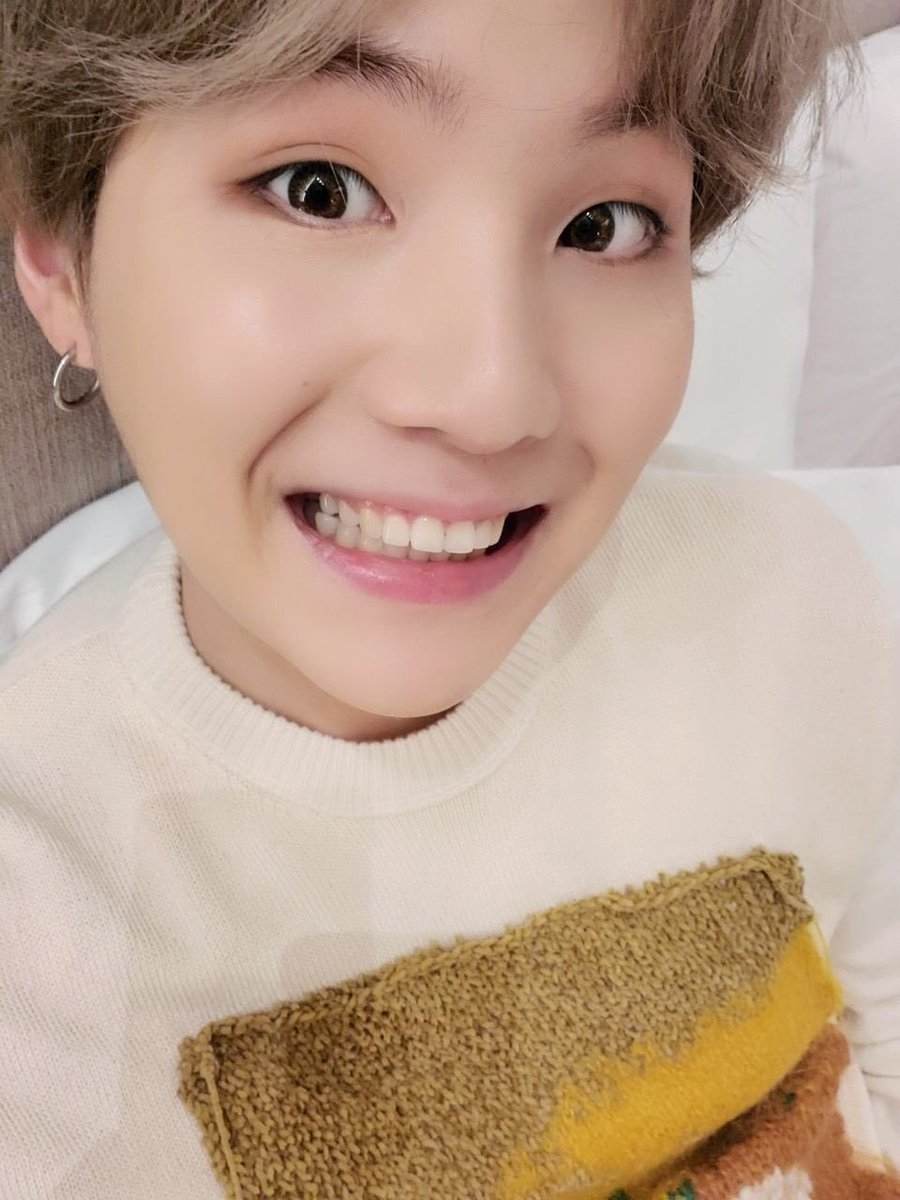 MaddyMeowy's tweet photo. #MaddyFiles
#YOONGI bookmarks https://t.co/6yFTx7jgk7