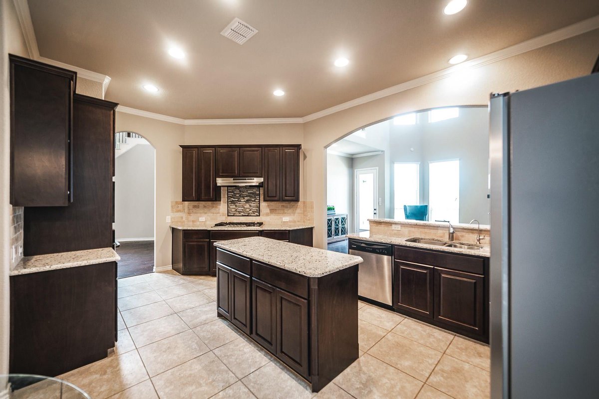 benwegmann's tweet image. Just listed!📍Argyle, TX

4 Beds / 3.5 Baths / 3,836 Sqft / 3 Car Garage / 2016 Build

Offered for: $449,900