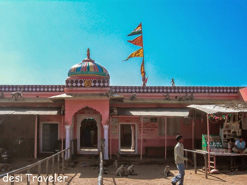 14. Trinetra  #Ganesh Temple Ranthambore - Sawai Madhopar,  #RajasthanThe Temple is more than 700 years old. The Ganesha here has 3 eyes, like Shiva, hence the name Tri-Netra. His wives Ridhi Sidhi and two sons Shubh Labh are also worshiped in the temple. http://bit.ly/3lH30k7 