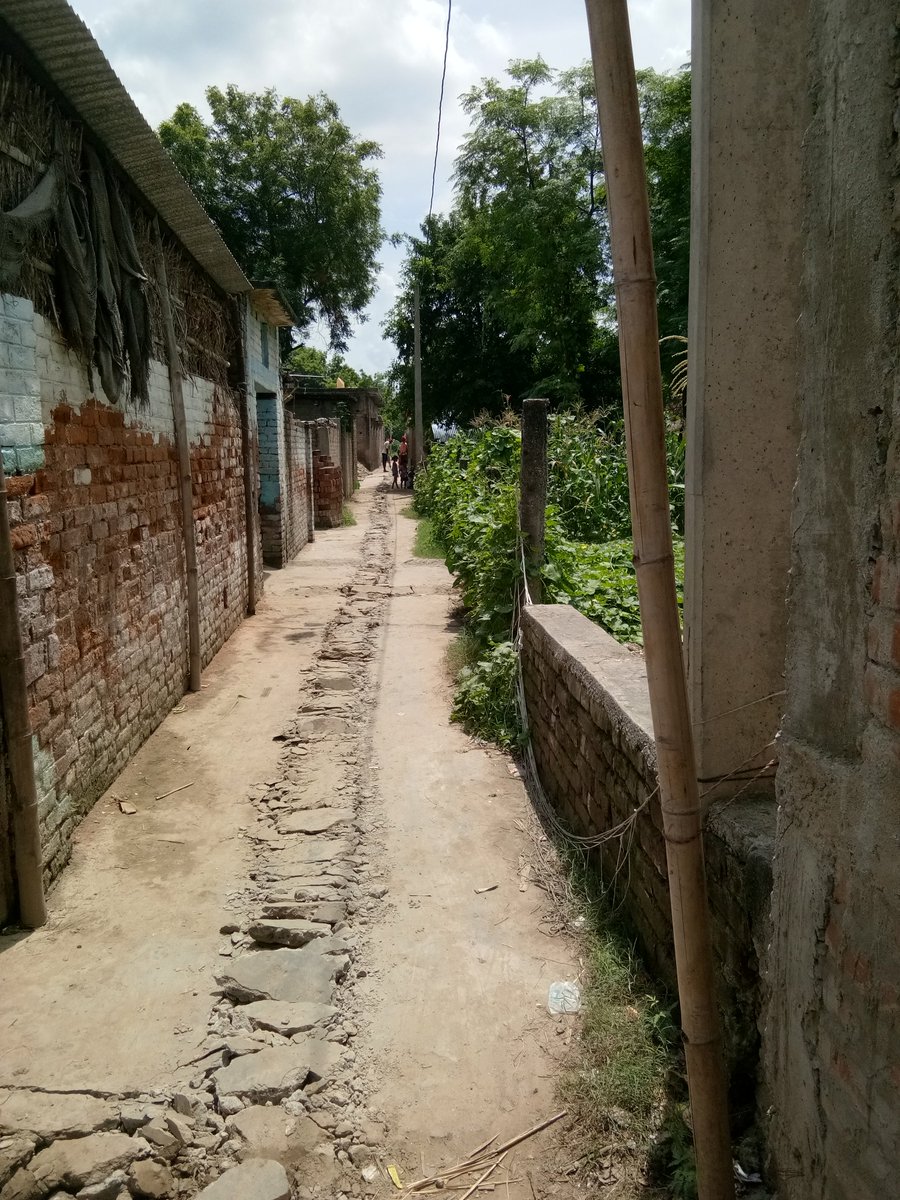 DhruvCaptt's tweet photo. I'm surprised why GOB is destroying after making? Continuously and everwhere. No mai - bap for reconstruction. 

#bihar 
#Patna https://t.co/Srr7hc5hmY