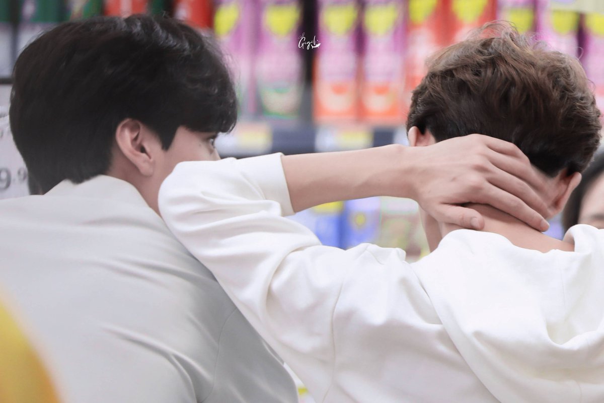bitingslove's tweet photo. ©Gigil·1121x0318
#毕廷 #BiTing #ปี้ถิง #毕雯珺 #朱正廷 #BiWenjun #ZhuZhengting #NEX7 #Top102 https://t.co/in0orJQt0F