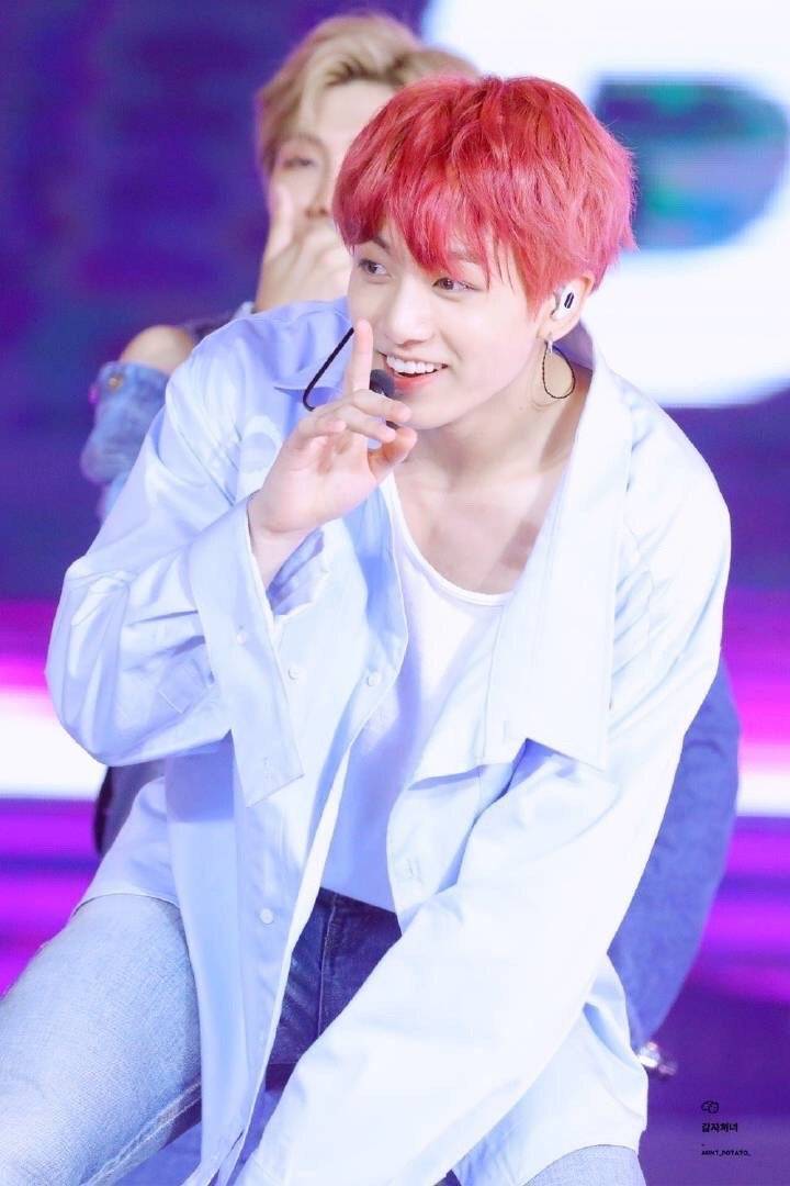 llsddd's tweet photo. #GoldenJungkookTime
#StillWithJungkook
#ForeverWithJungkook
#StarInMySkyJK
#LegendJungkookDay
#WithJKTillTheEnd
#OurForeverSingerJK
#GoldenPrinceJKDay
#WorldwideAceJK
#HappyBirthdayJungkook https://t.co/O6TVQfwvNN