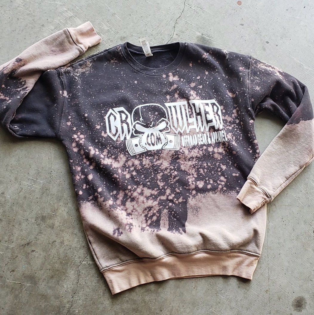 I need these sweatshirts in my life. Loving the bleached look ! Get ready for fall and head over to crawlhers.com