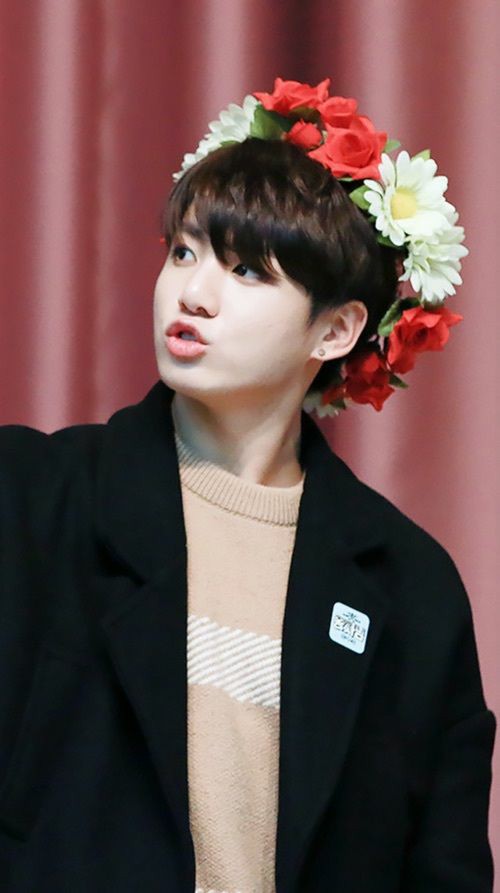 Happy birthday Jungkook Jungkook with flowers( birthday spcl thread) A gift of flowers filled with love  #JungkookDay  #JUNGKOOK  #jungkookbirthday  #StillWithJungkook  #HappyBirthdayJungkook  #GoldenJungkookTime  #GoldenPrinceJKDay