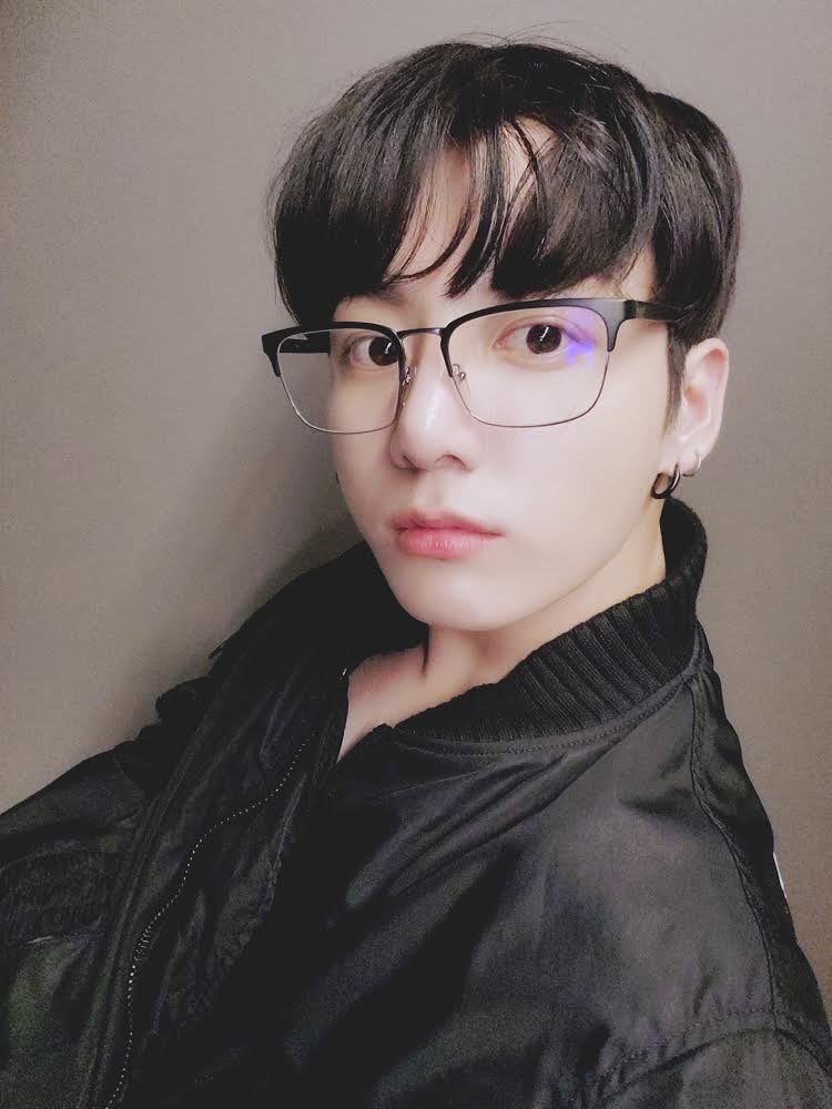 Jungkook with spectacles 