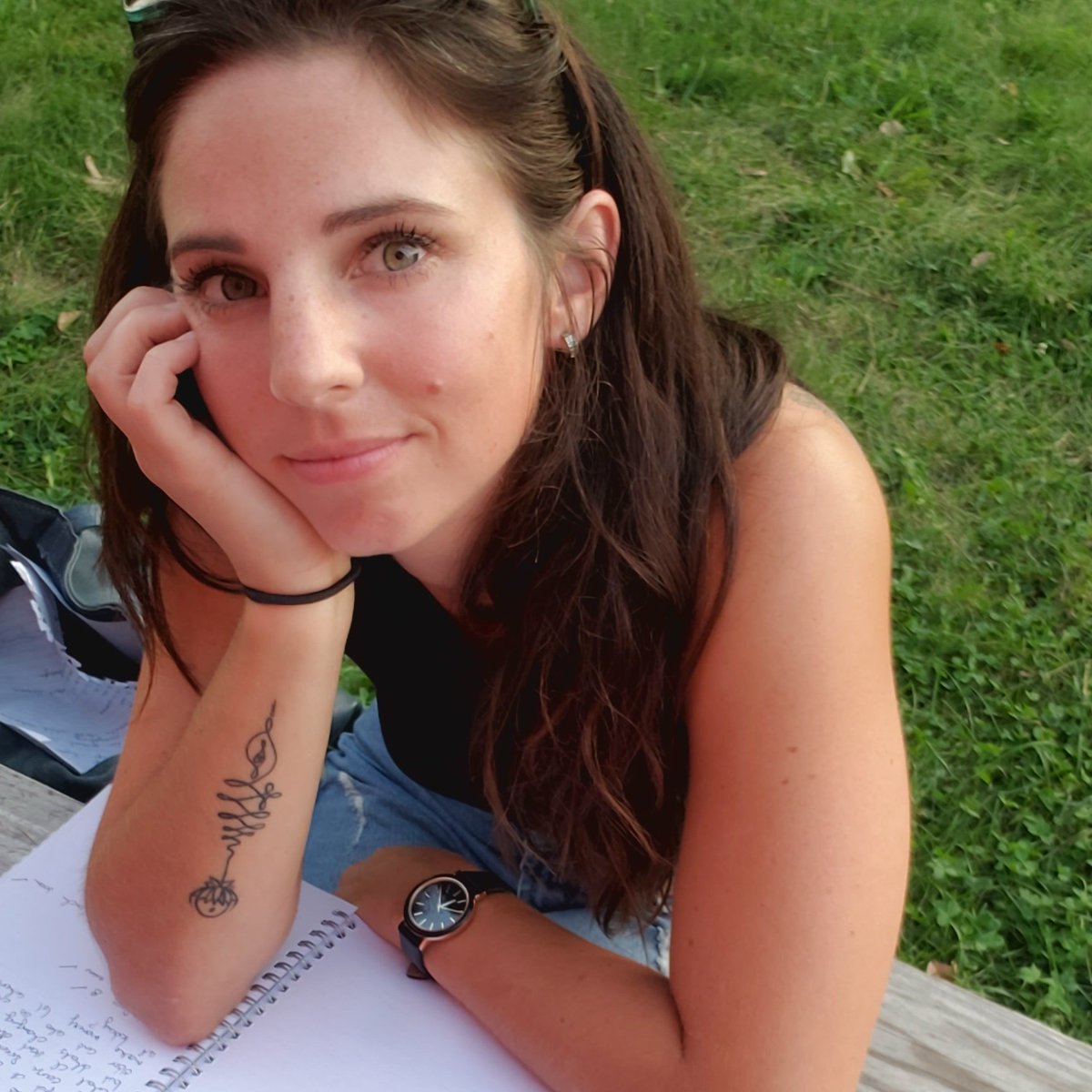 Indianapolis_CM's tweet image. "My favorite place to get perspective and re-center is the wonky upside-down house in the @IndplsArtCenter garden. I find a lot of peace in the intentionality of it being twisted. I'll usually journal or read at one of the picnic benches in front of it." - Rachel on #CMstress