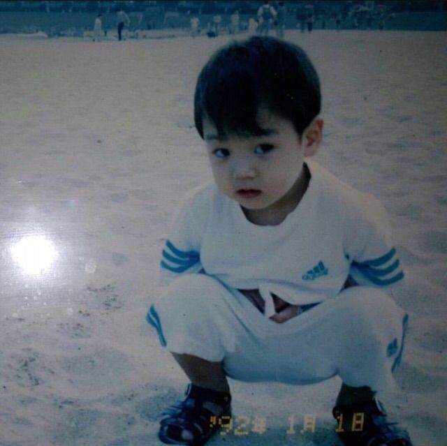 Our Euphoria has grown so much Nations Vocalist Golden Maknae Jungkook  Here's a thread of Jungkook from a baby to a boy to a man #JungkookDay #JUNGKOOK
