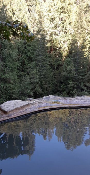 A much needed trip to the hotsprings? https://t.co/12bjpYsg1w