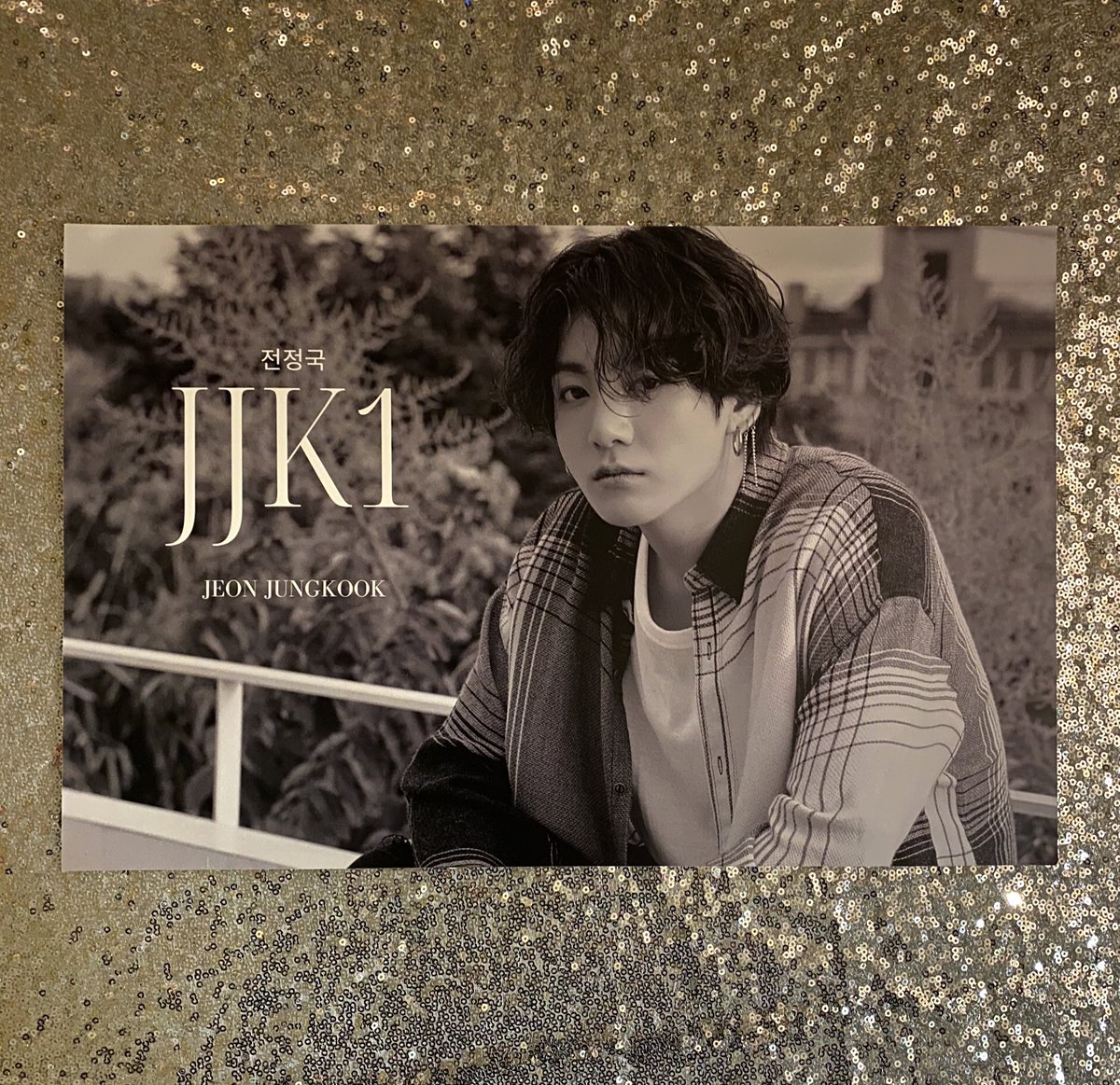 JK BIRTHDAY GA Win the  @Project_OT7 JJK1 dual CD set, the Euphoria photocard & double-sided Jungkook poster! W O R L D W I D E GA rules in thread! Gifts from  http://projectot7.com [ #StillWithJungkook  #HAPPYJKDAY  #BTSGA  #BTSgiveaway #JungkookDay]
