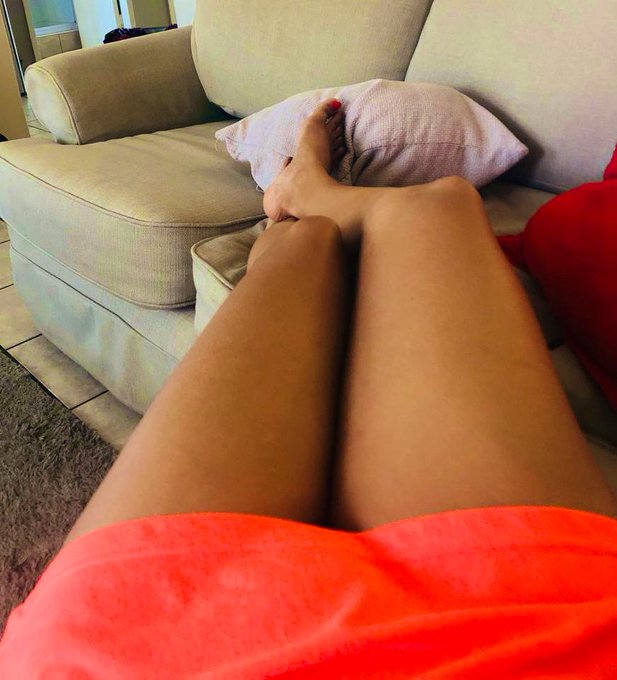 Feeling so board.... who to do? #amatuer #lonely #beautiful #horny #MondayMotivation https://t.co/Uo<a href="/tag/amatuer"class="tags">#amatuer</a><a href="/tag/lonely"class="tags">#lonely</a><a href="/tag/beautiful"class="tags"><span>#beautiful</span></a><a href="/tag/mondaymotivation"class="tags"><span>#mondaymotivation</span></a><a href="/tag/horny"class="tags"><span>#horny</span></a>