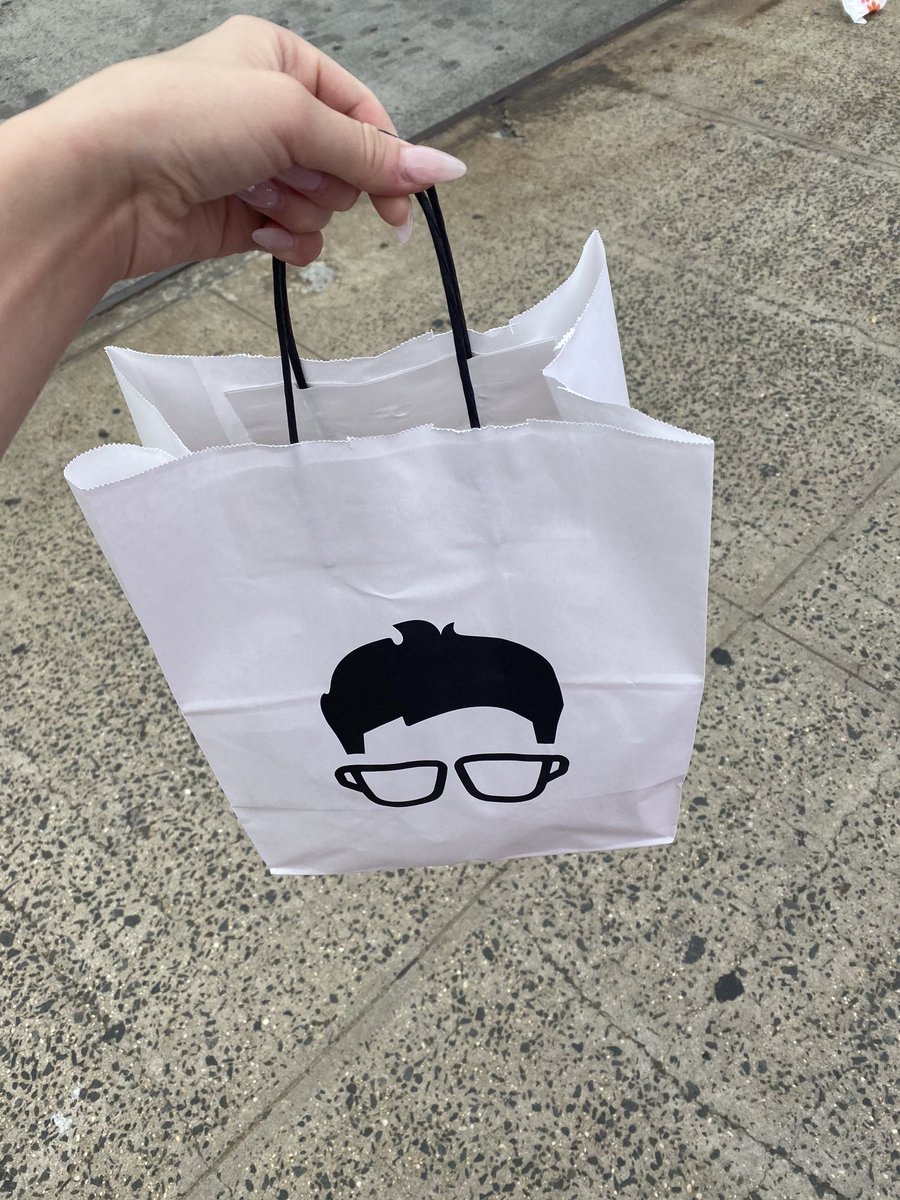 we stan 🤩 @GregorysCoffee https://t.co/duRmzax4Hn