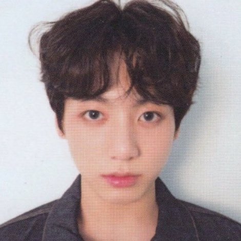 Jungkook show them ur teethies