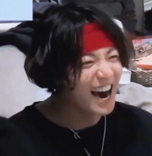 Jungkook show them ur teethies
