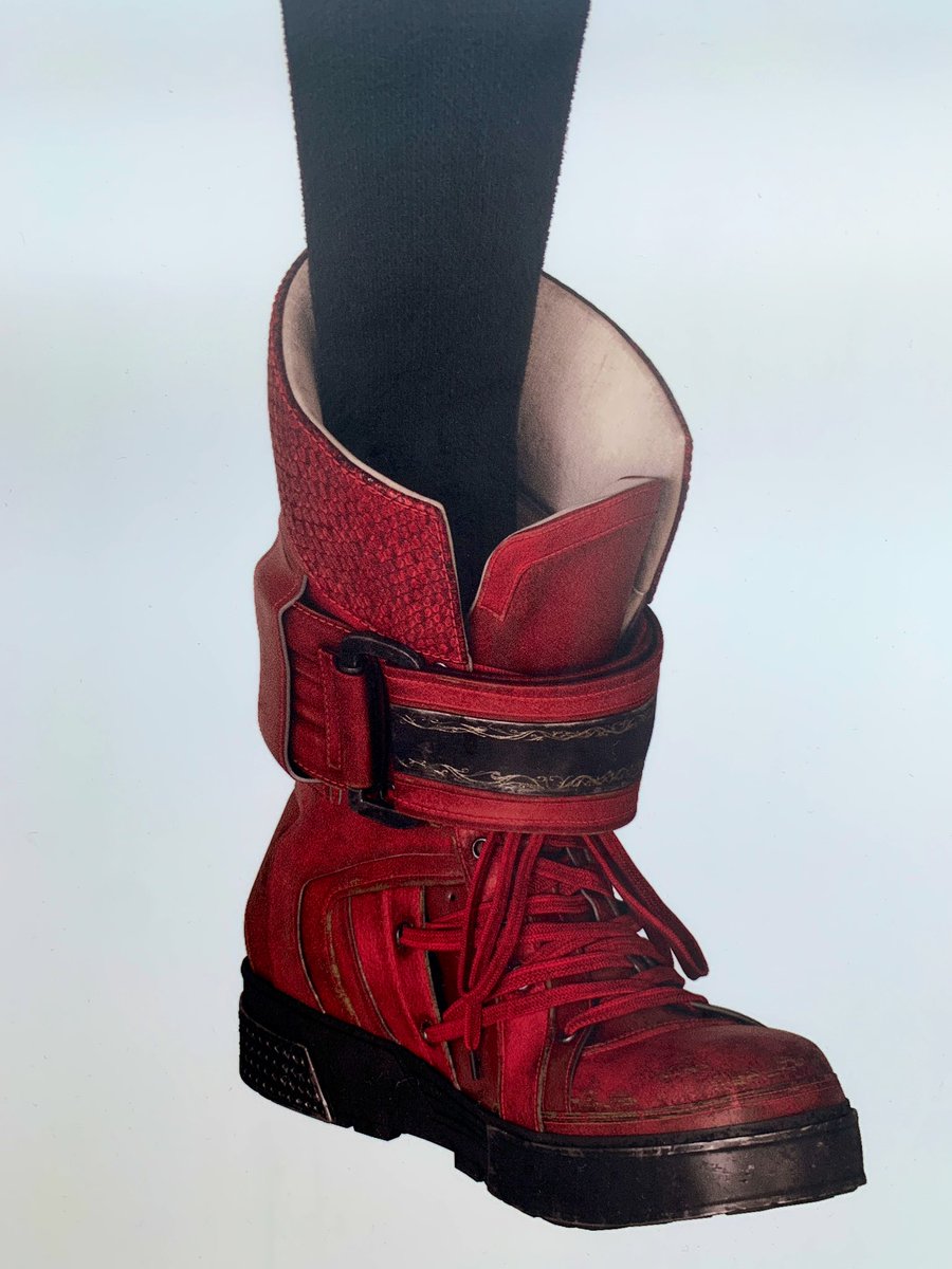 Look at the cotton balls and dust on Tifa’s socks??!! The threading is so clear on too  and the moles on her torso!!! Her shoes also have a snakeskin type texture on top.Does anyone know what the text on her gloves and arm bracers are supposed to say though? #FF7RxSkytree