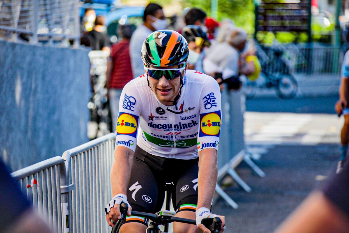 Follow us and retweet this picture for a chance to get a Pro Cycling Manager 2020 game key!