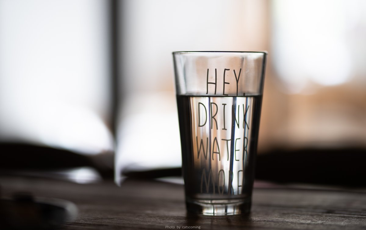strivemedtech's tweet photo. Even as summer winds to a close and the temperature outside begins to fall, it is important to remember to drink lots of water! Check out Strive's blog post on water to learn about all the good water can do for your body. 
https://t.co/pf61J0lJkt https://t.co/akHL4sd7YG