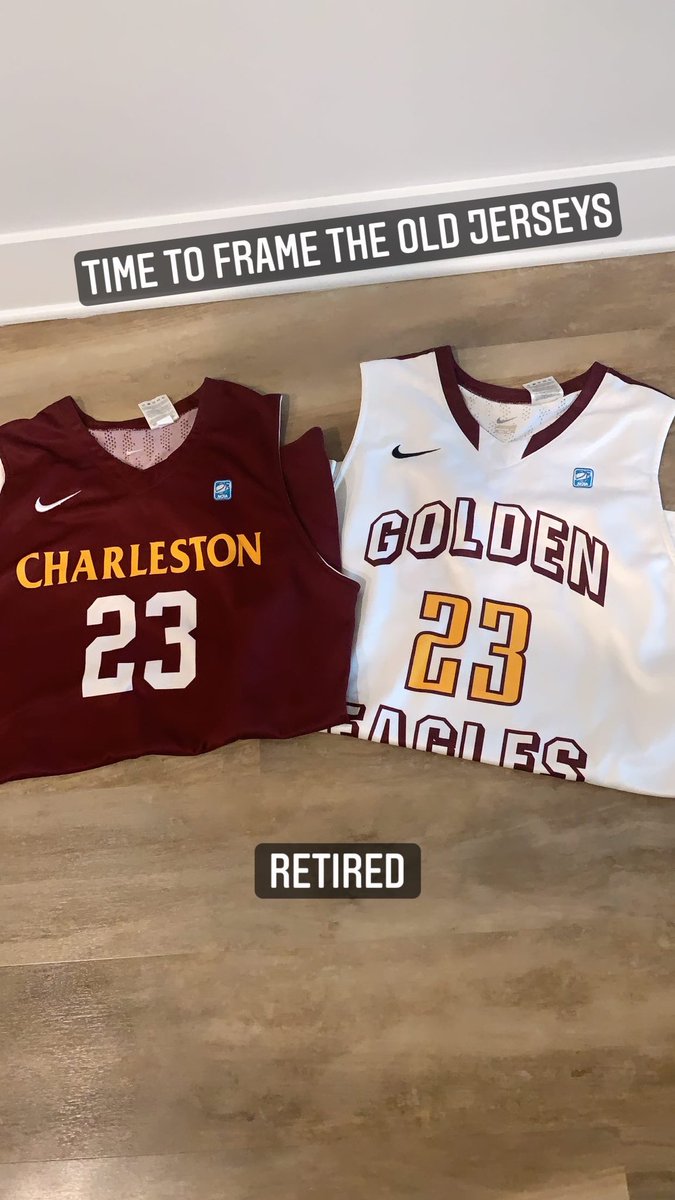 S/O to <a href="/DwaineOsborne/">DwaineOsborne</a> and <a href="/BrettRector/">Brett Rector</a> for sending me the old jerseys! Always have good talks with <a href="/CoachDFelder/">Derek Felder</a> about that championship team! 💎 🦅