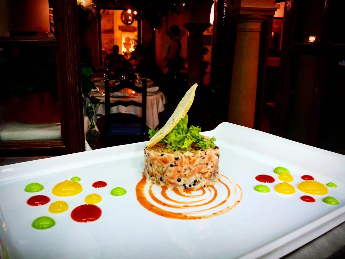 V Jornadas del Tartar | <a href="/puertasevilla/">Puerta Sevilla</a> (Córdoba)

¿Cómo prefieres el #tartar, de salmón, atún, presa o steak tartar❓ 
🤔

Solo hasta el 6⃣ de septiembre
Prueba nuestra exquisita variedad.
Información y reservas:
📞957 29 73 80
🏠Calle Postrera, 51
#restaurante
#gourmet
#córdoba